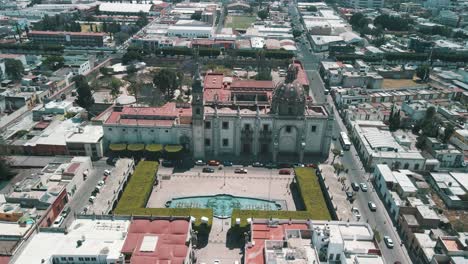 Cenital-Ansicht-Der-Kirche-Santa-Rosa-De-Viterbo-In-Der-Innenstadt-Von-Queretaro,-Mexiko