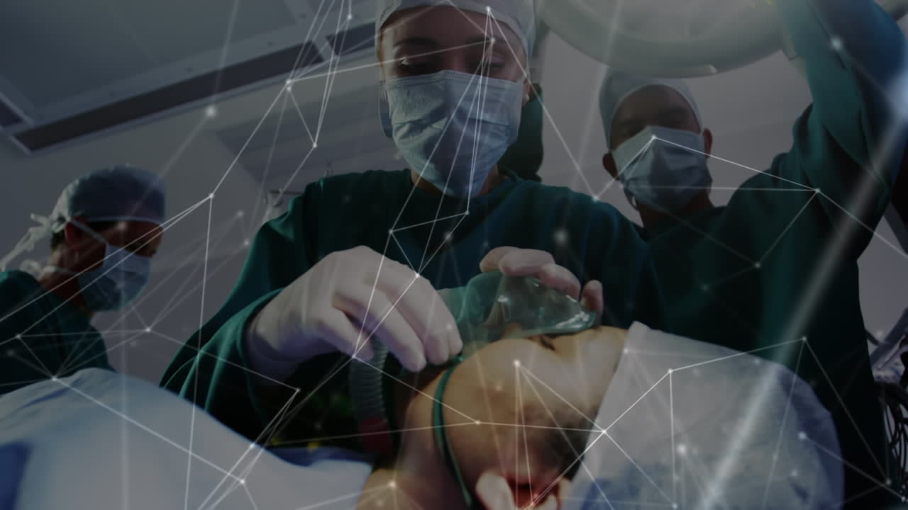 Animazione di una rete di connessioni su chirurghi in sala operatoria.