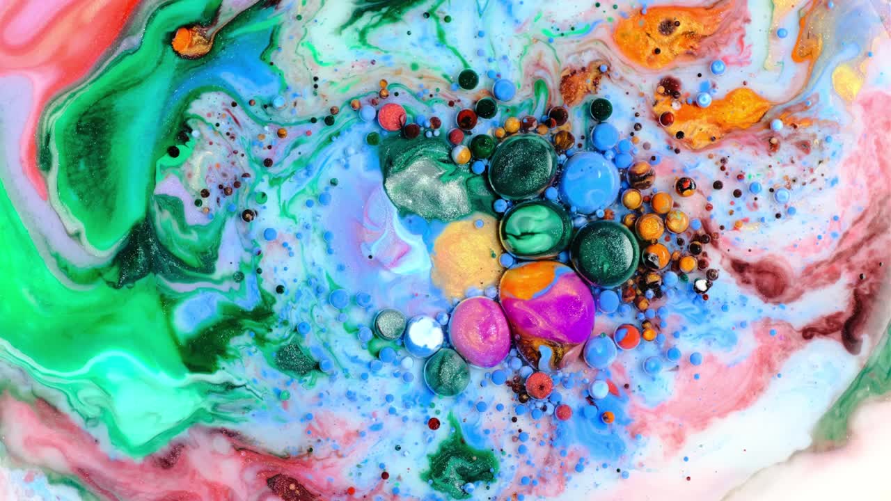 Sfondo astratto con pittura colorata e bolle, video 4K