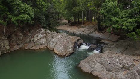 Popular-Tourist-Spot-Of-Currumbin-Rock-Pools-At-Currumbin-Valley,-Gold-Coast,-Australia