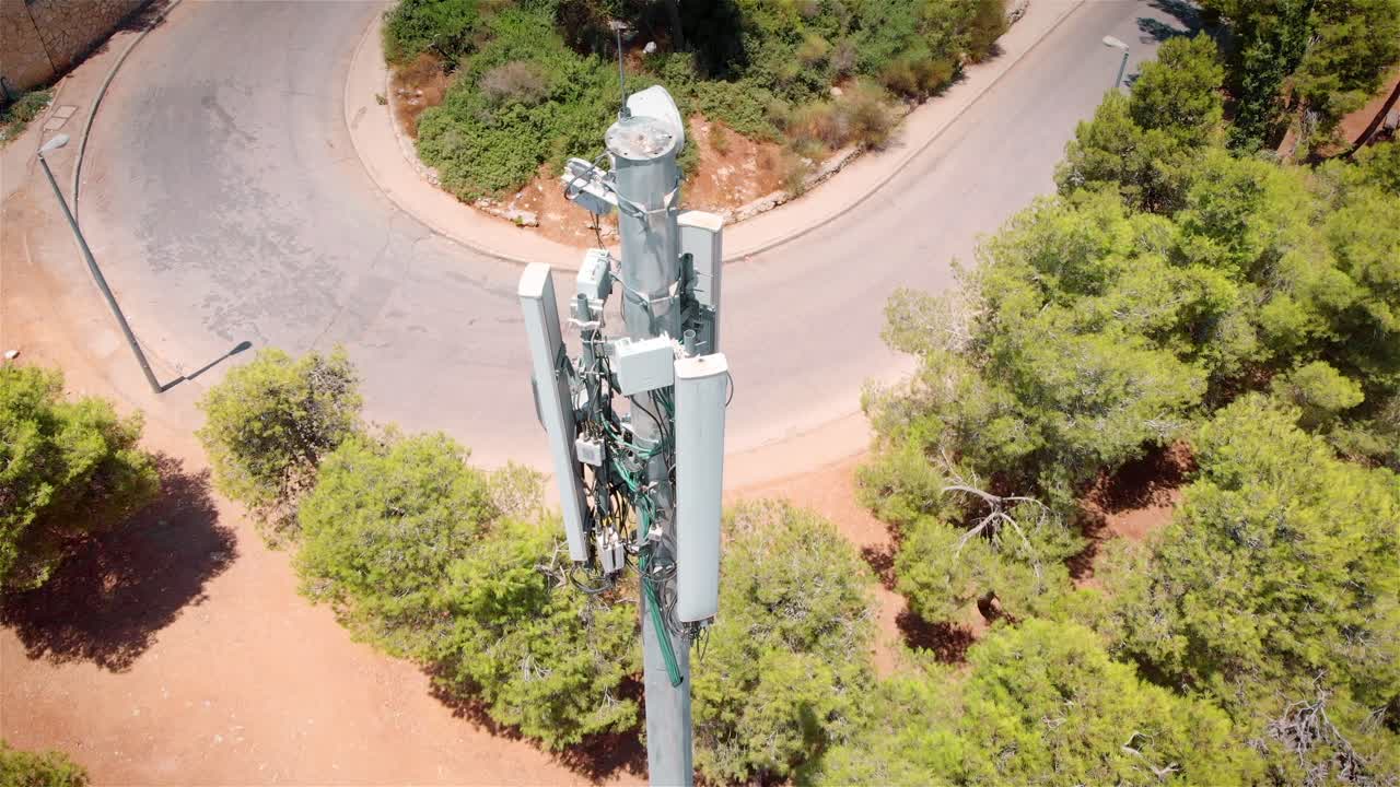 주거 지역에 있는 셀 타워