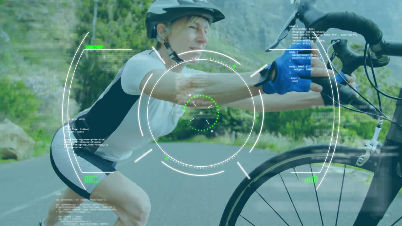 디지털 애니메이션은 글로벌 네트워크를 상징하는 기술 스캔으로 운동하는 여성을 보여줍니다.