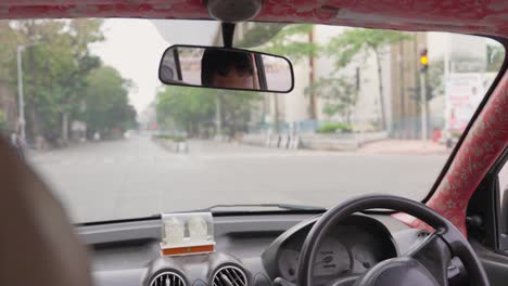 Inside-Taxi-With-Driver-In-Mumbai-India