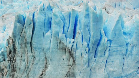 Perito-Moreno-Glacier-Texture,-White-and-Blue-Natural-Iced-Patagonia,-Los-Glaciares-National-Park,-Argentina,-Close-up,-Tourist-Attraction