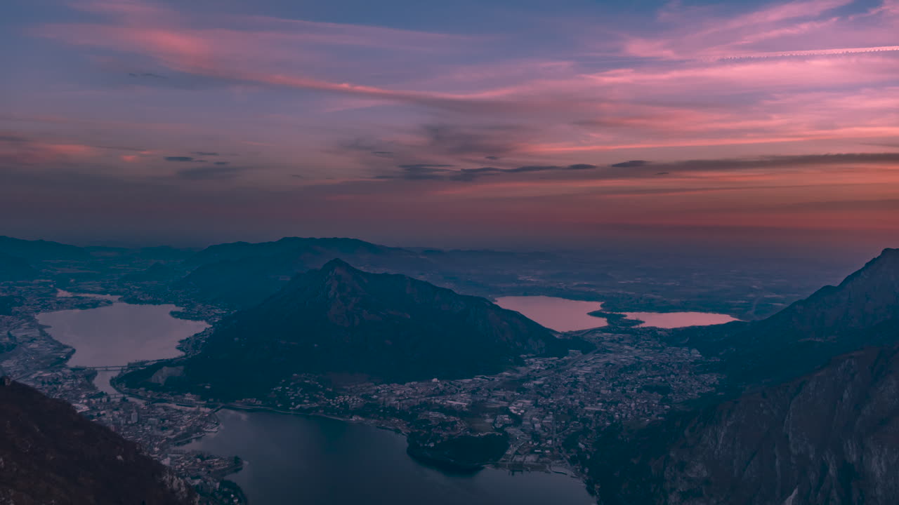 timelapse de una puesta de sol en el lago de como, italia