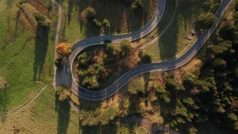 paso de carretera de montaña | 4k | dji mavic 2 pro d-log - perfecto para gradación de color