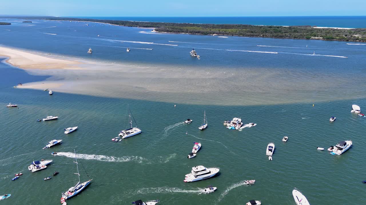 los barcos se reúnen para las celebraciones del día de australia.