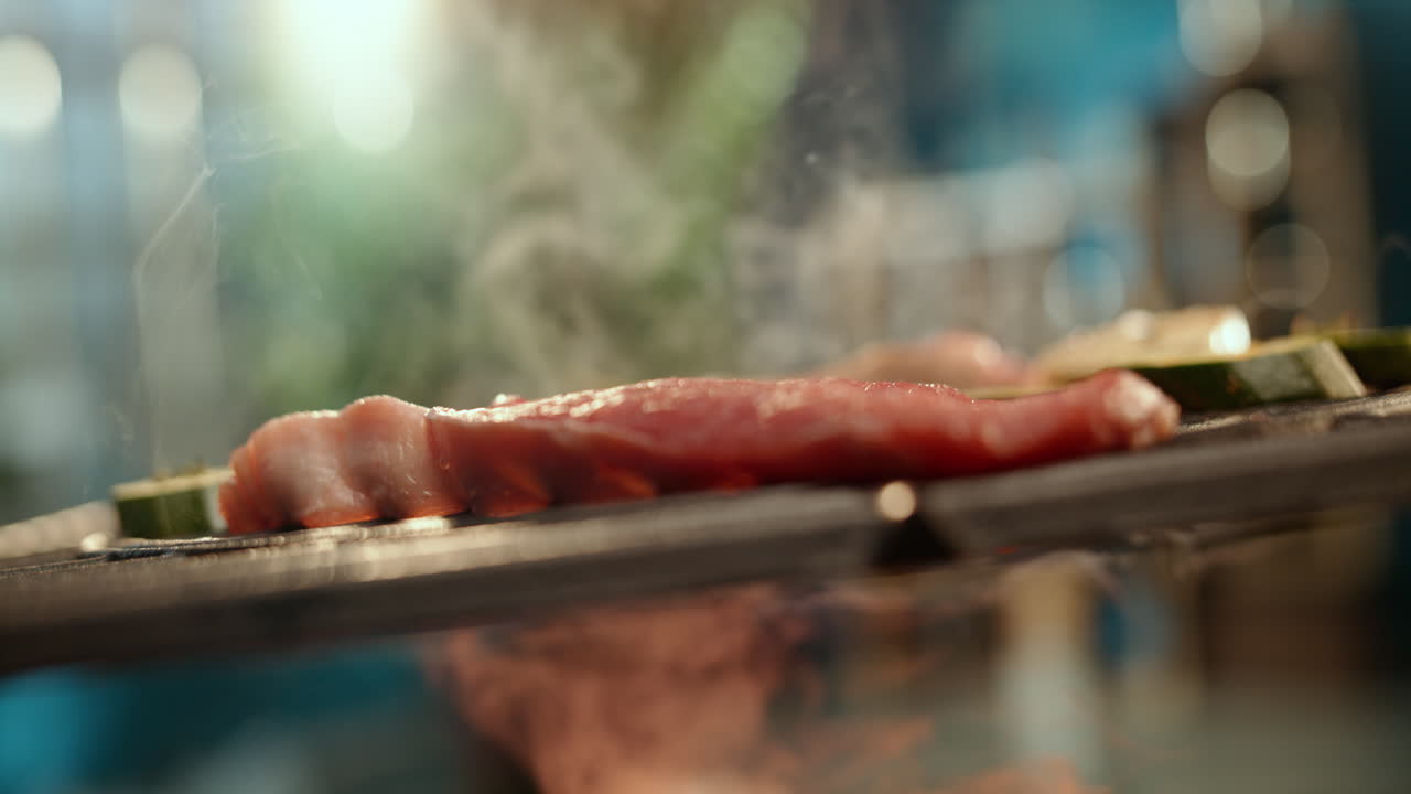 스테이크와 채소 김