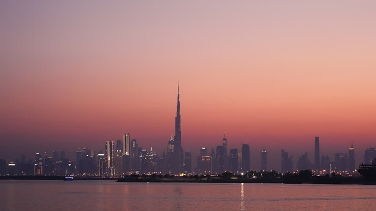 Skyline de Dubaï au lever/coucher du soleil