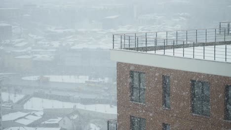 vista del paisaje urbano nevado