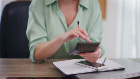 cálculo de ganancias y pérdidas en la calculadora
