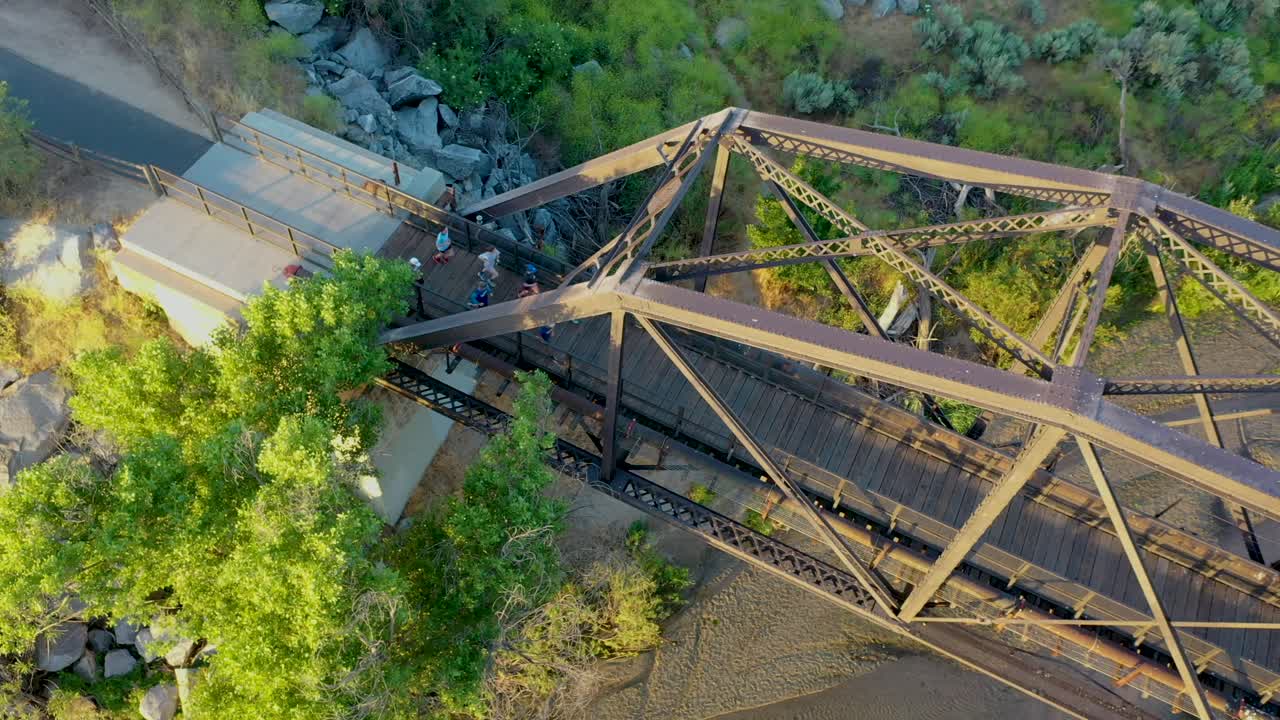 iron horse bridge trailhead en santa clarita, california