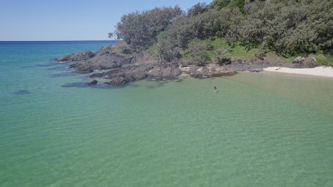 더블 아일랜드 포인트 - 레인보우 비치 쿨룰라 qld - 호주