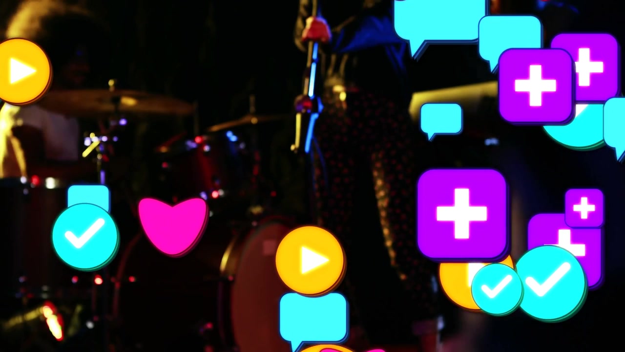 Animerede sociale medieikoner svæver over en live musikoptræden.
