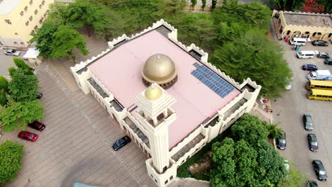 Aufnahme-Einer-Moschee-In-Abuja,-Nigeria