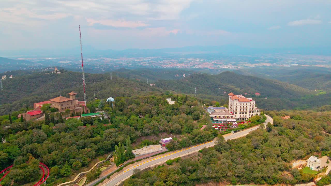 스페인 바르셀로나 시의 항공 드론 4k 영상