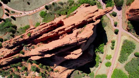 Jardín-De-Los-Dioses-En-Colorado-Brota-Hacia-Abajo