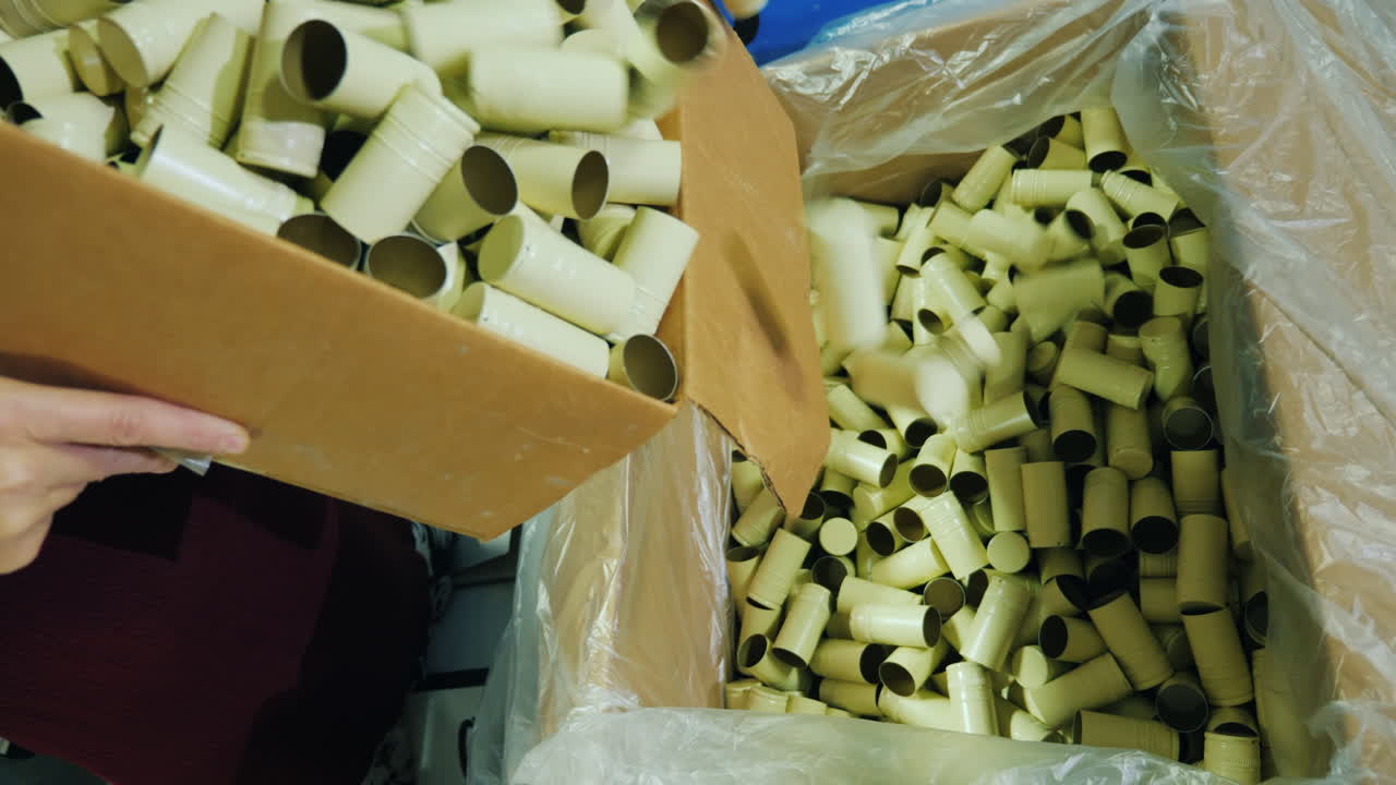 포도주 병을 위한 많은 코르크 와이너리의 작품