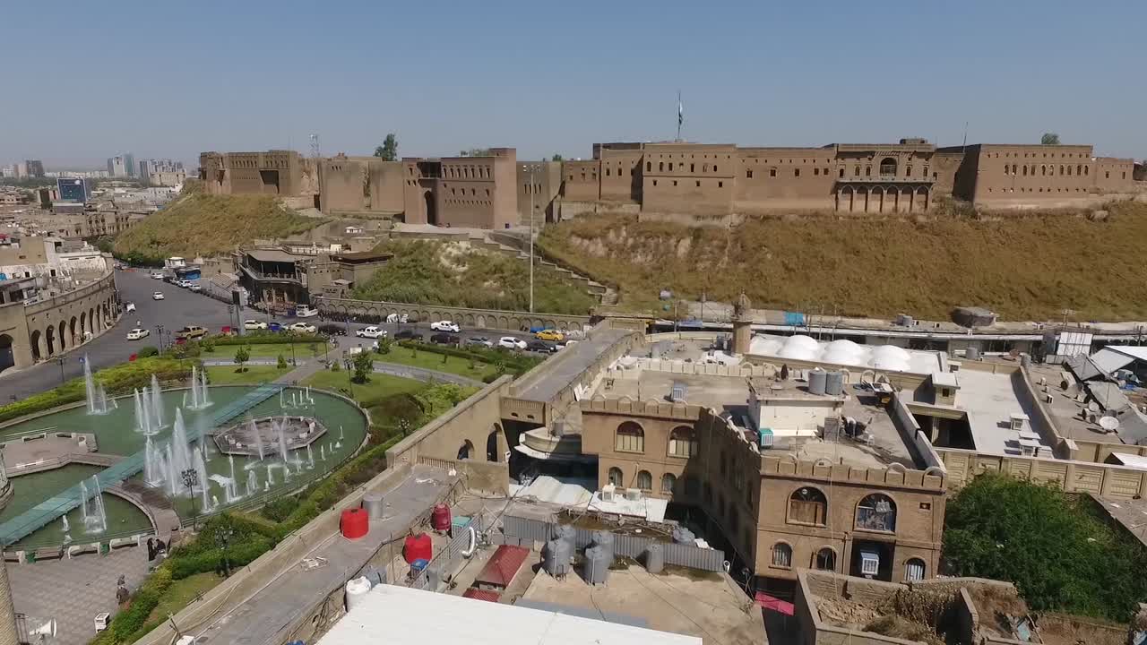 imágenes aéreas de la ciudadela arqueológica de erbil.