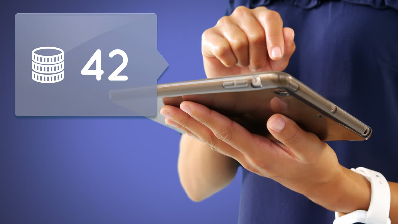 coman trabajando en su tableta 4k