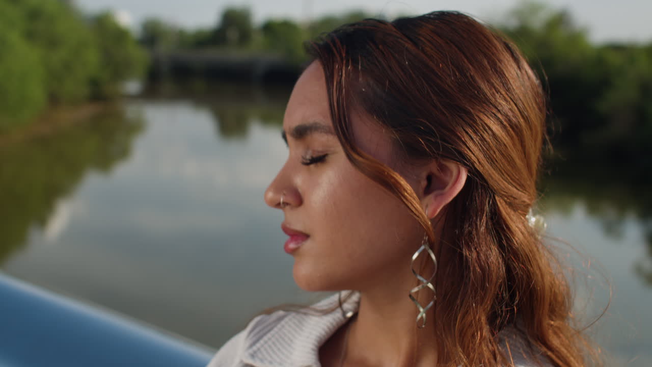 외로운 여자 야외