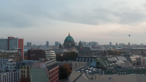 Forwards-reveal-of-various-buildings-in-city-centre.-Supreme-Parish-and-Collegiate-Church-Berliner-Dom.-Berlin,-Germany.