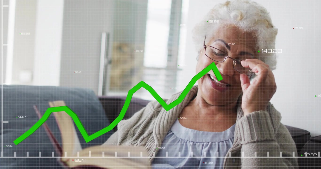 Donna anziana che osserva delle pagine, aggiustandosi gli occhiali mentre segue una linea di tendenza verde in un grafico finanziario.