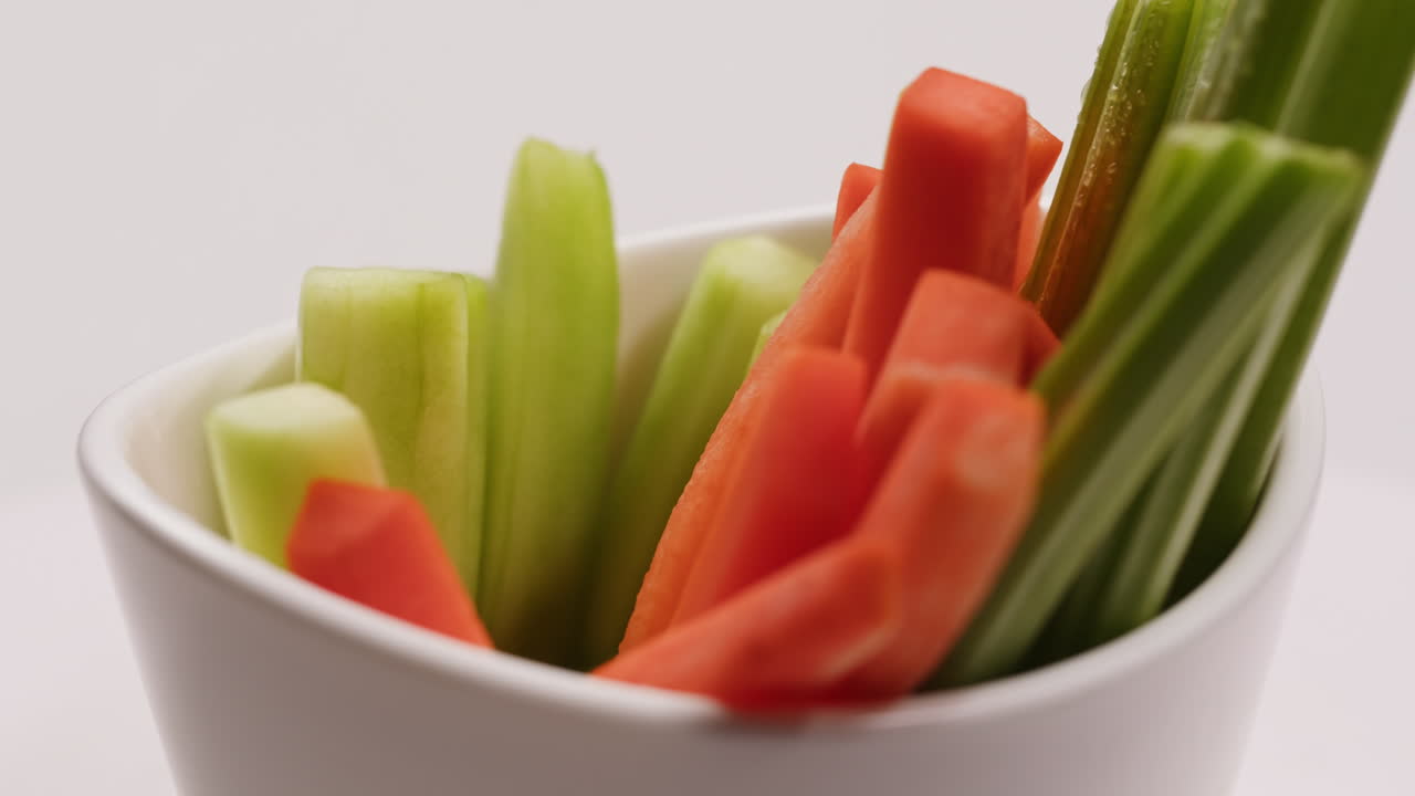 그 에 셀러리 와 당근 어리