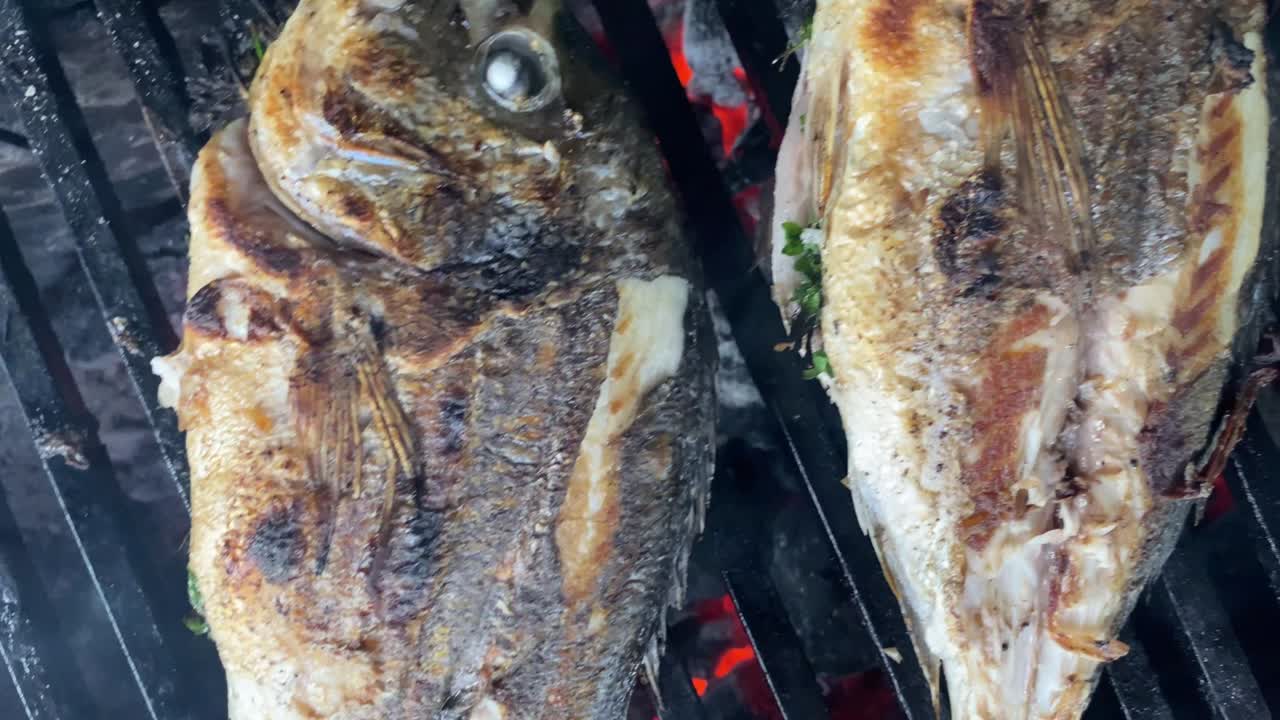 4k imágenes barbacoa a la parrilla mariscos camarones y pescado