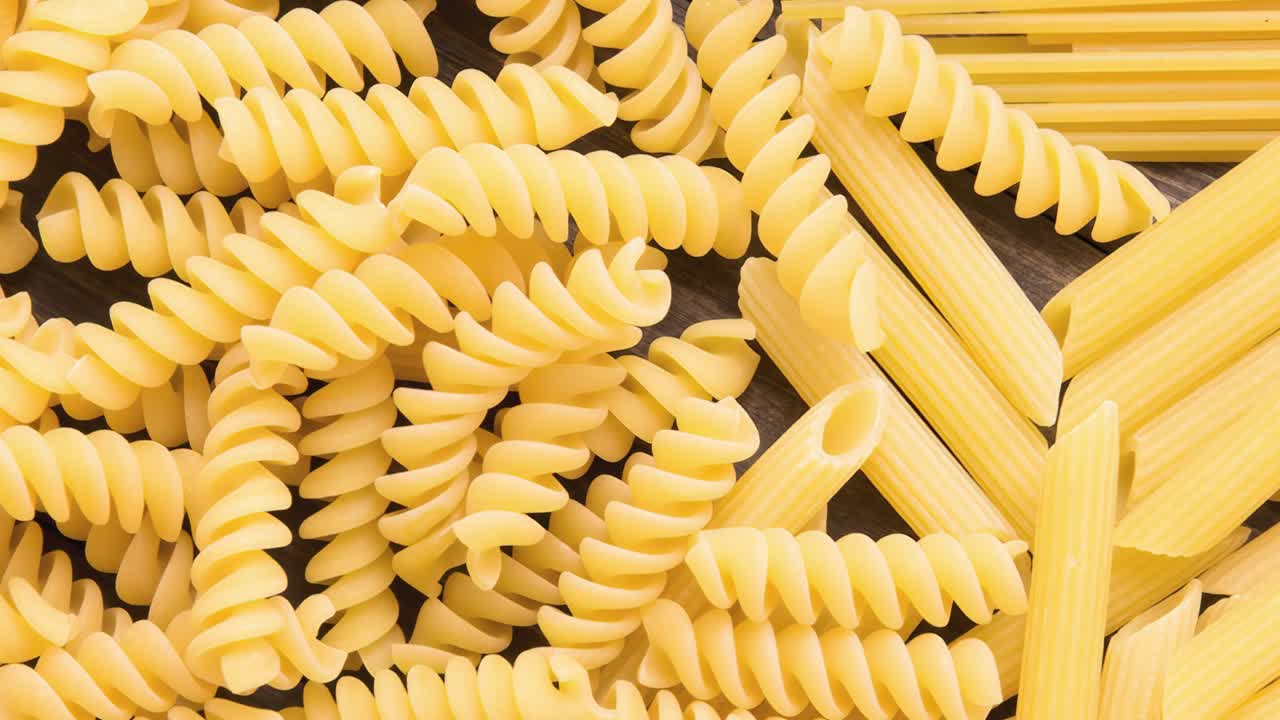Pasta Close Up Not Cooked