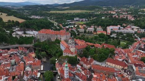 český krumlov, bohemia del sur, república checa, julio de 2023