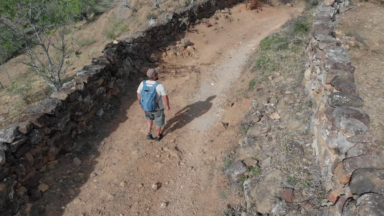 Esplorando strade rurali in Colombia