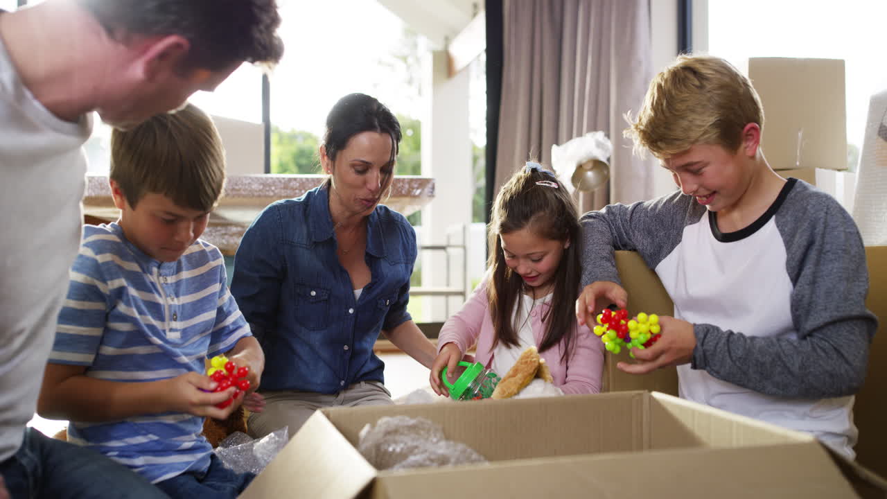 첫 번째 집을 사랑으로 가득 채우고