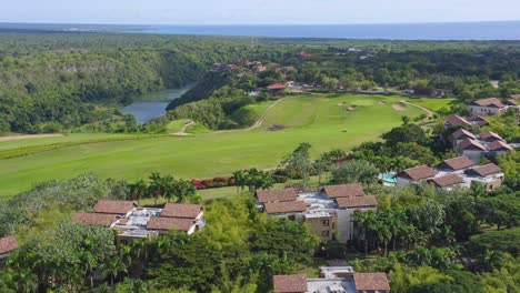 la romana country club - golf course and villas next to chavon river