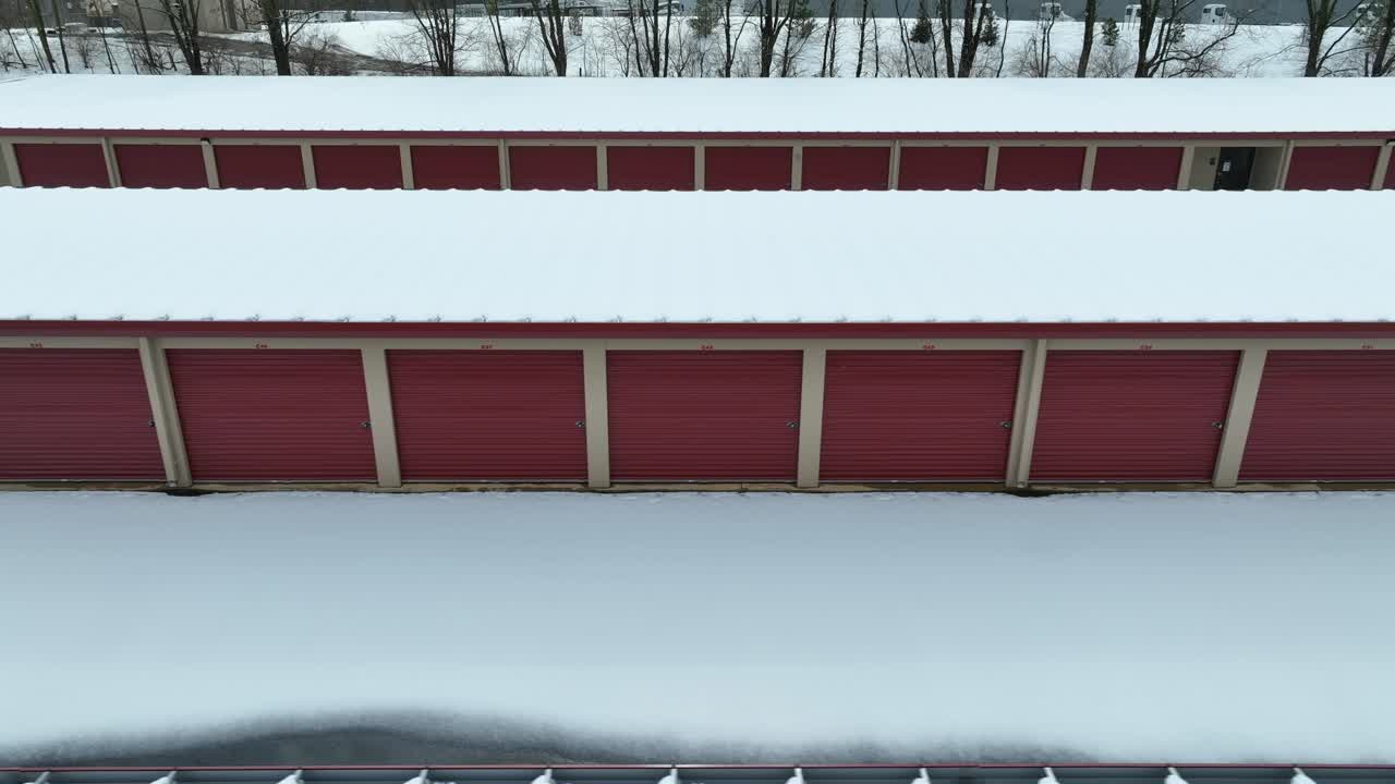 fotografía aérea del complejo de la unidad de almacenamiento
