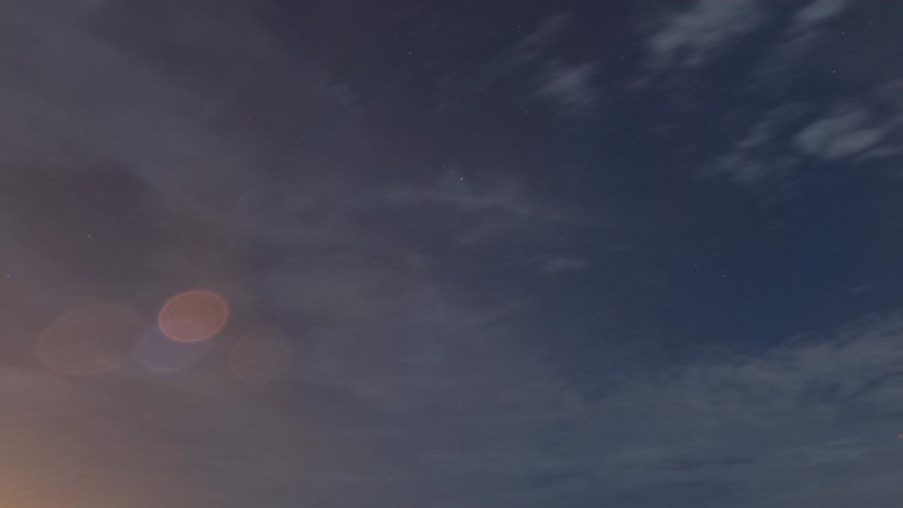 달빛에 떠오르는 별 밤하늘에 구름 보케 렌즈 플레어