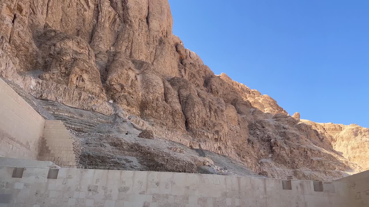 templo de la reina hatshepsut en el valle de los reyes, luxor, egipto