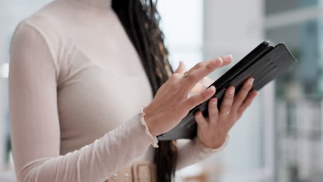 Business-woman,-hands-and-tablet-in-networking