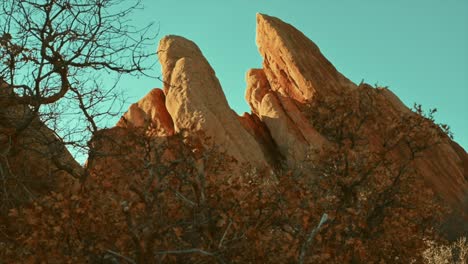 Sunset-over-mountains-in-Roxborough-State-Park-in-Colorado