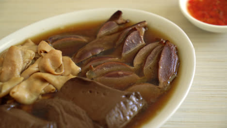 stewed-duck-offal-in-brown-soup---Asian-food-style