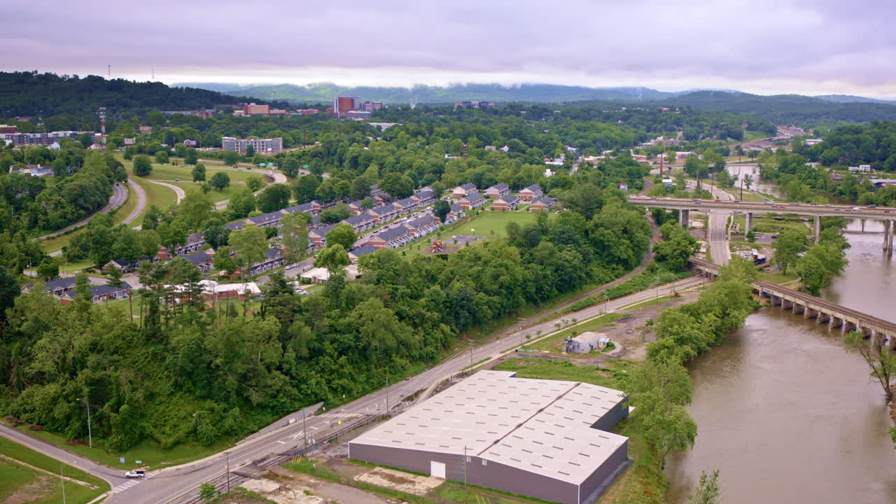 Asheville Silüetini Sergileyen Yüksekten Kaydırmalı Görünüm
