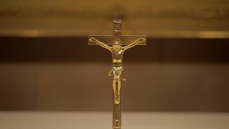 close up to a beautiful golden crucifix