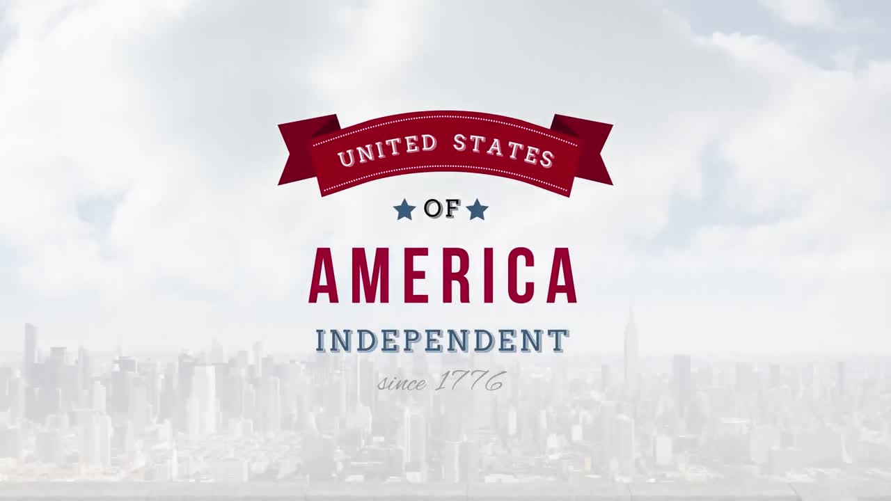 แอนิเมชันของข้อความ "United States of America Independent" ซ้อนทับทิวทัศน์เมือง