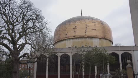 Exterior-Of-Regents-Park-Mosque-In-London-UK-14