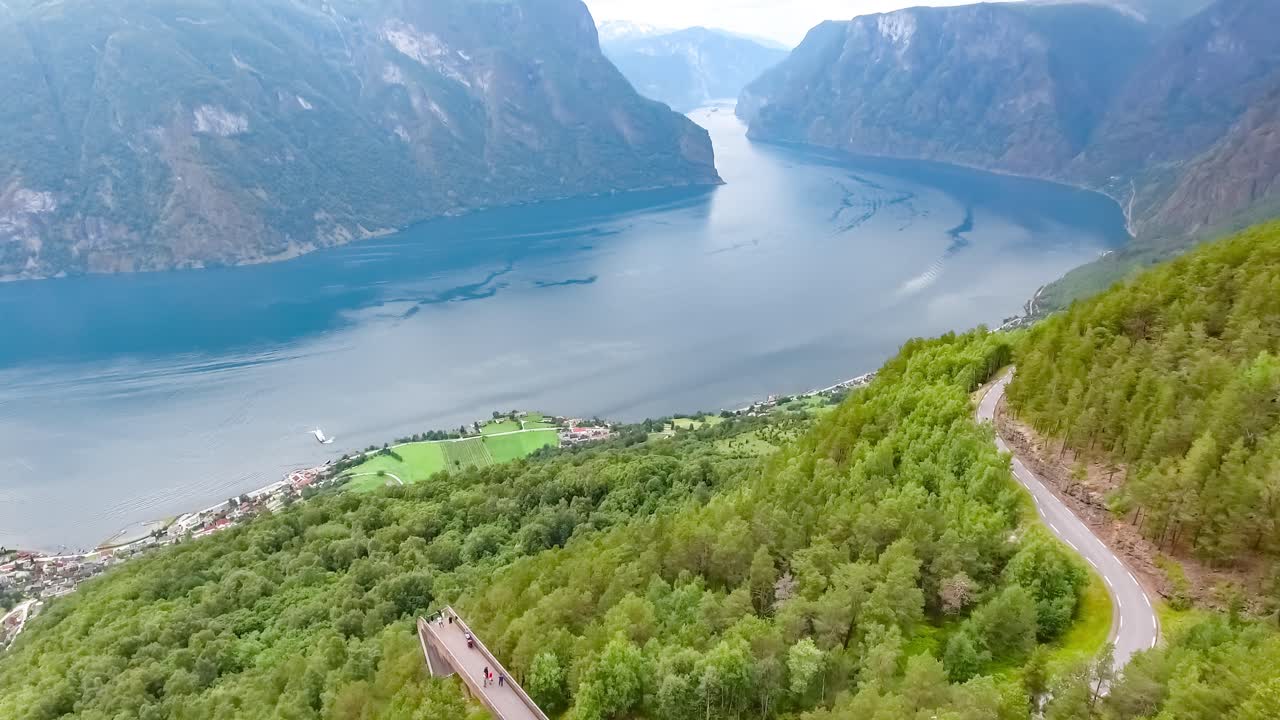 Stegastein Gözetleme Noktası Güzel Doğa Norveç.