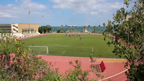 Das-Athletikfeld-Der-Amerikanischen-Universität-Beirut-Im-Libanon