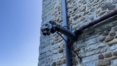 lion head water spout drain pipe cardiff castle