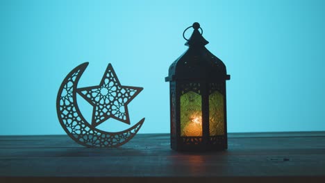 tracking shot of lantern and symbolic star and crescent