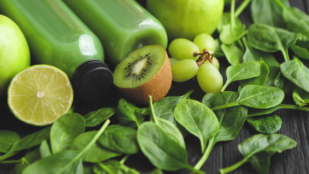 녹색 개념의 신선한 과일과 채소