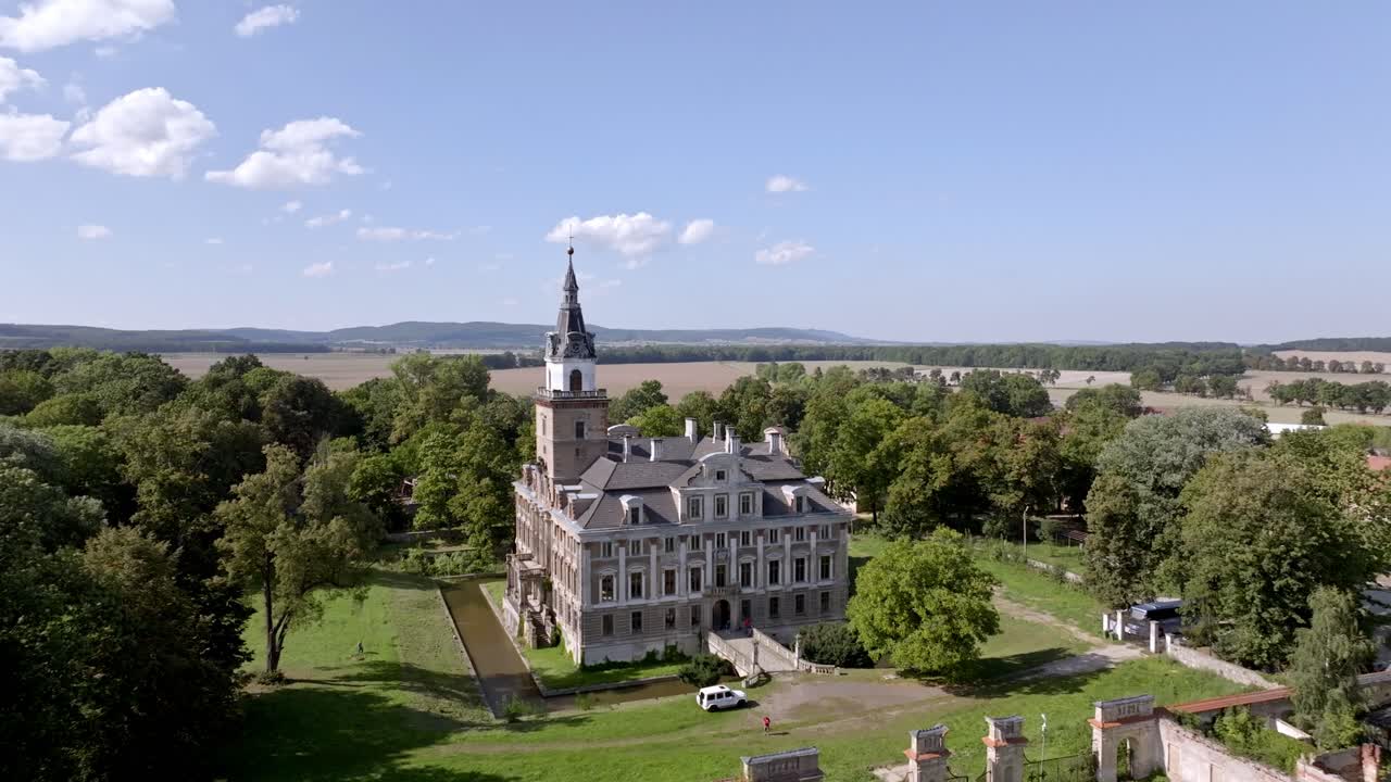 Rozztoka castle in Lower Silesian Poland 4